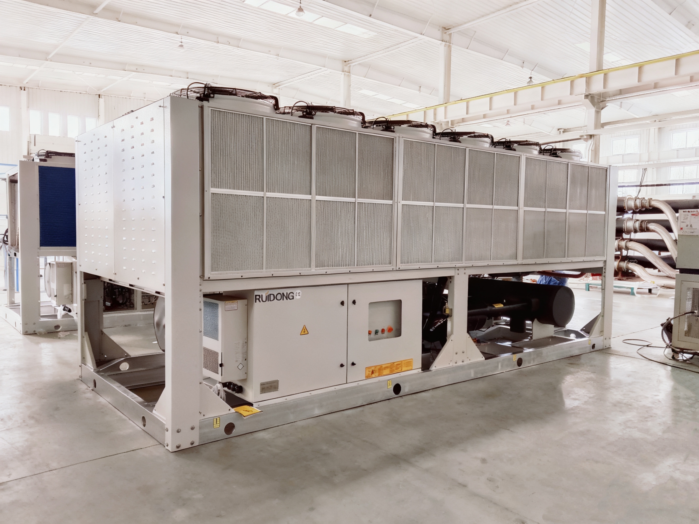 Hochwertiger luftgekühlter Schraubenkühler von Ruidong: Ermöglicht die Modernisierung des saudischen Meerwasserentsalzungs- und Abwasserunterstützungsprojekts